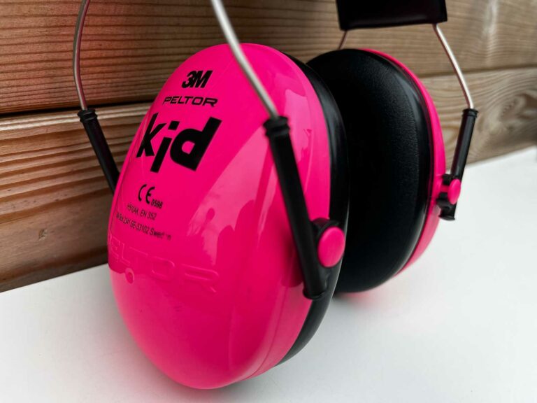 Gros plan sur le casque Peltor Kid