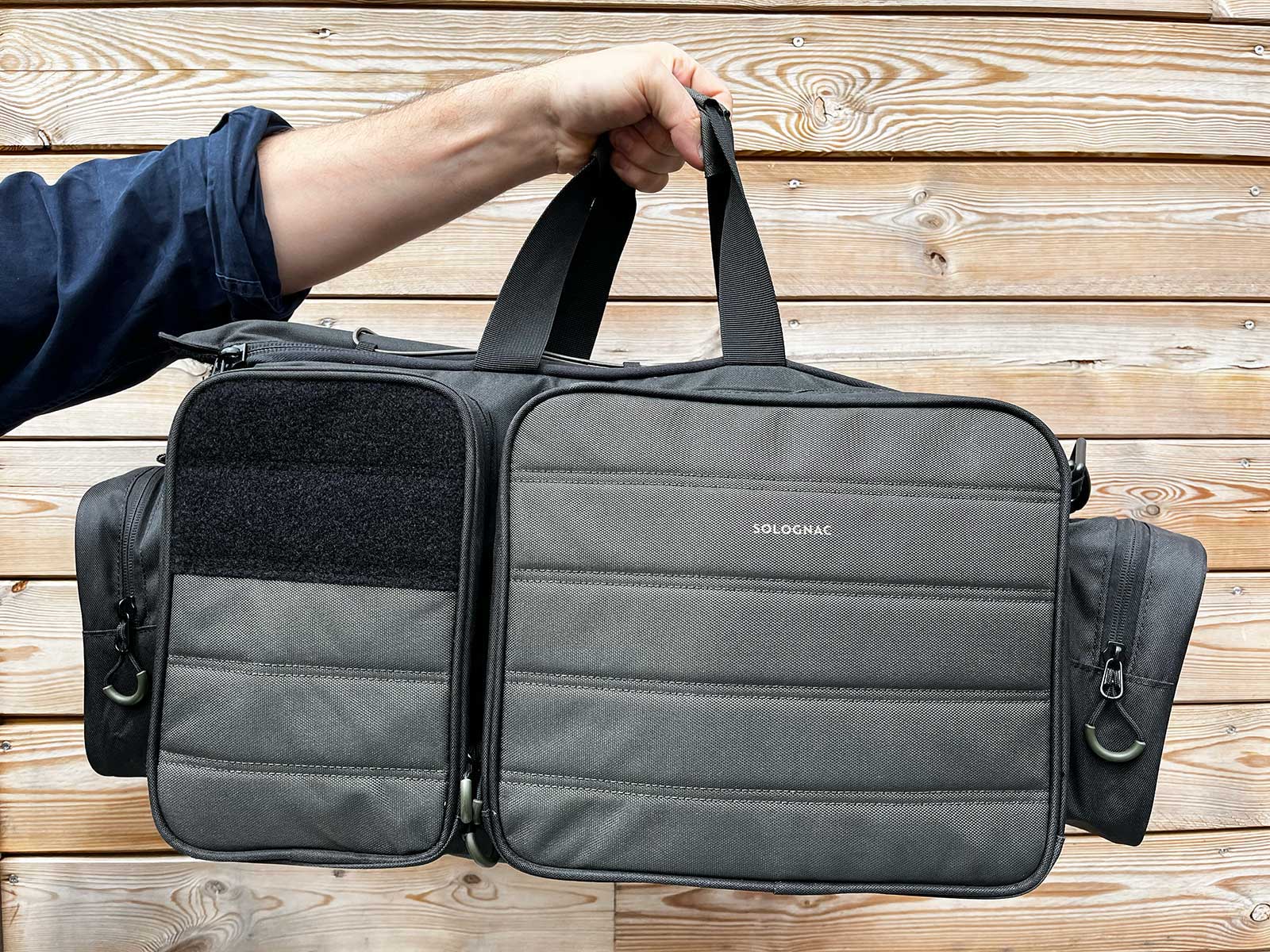 Un sac qui fait partie de l'équipement de tir sportif