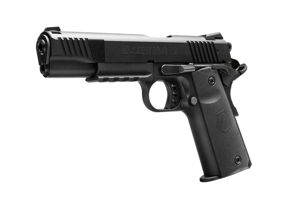 Un pistolet venant de notre kit tir sportif 22LR